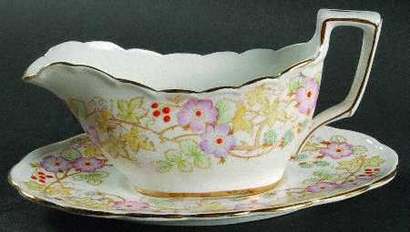 Hedgerow (Bone, Vine with Berries) Gravy Boat & Underplate