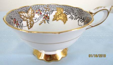 Leaf Berry Footed Cup