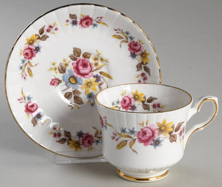 Patricia Footed Cup & Saucer Set