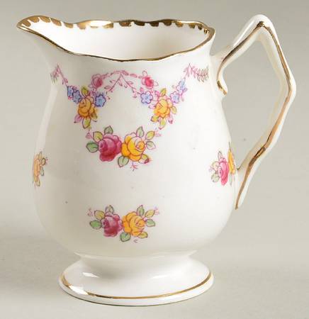Rose Garland Mini Creamer