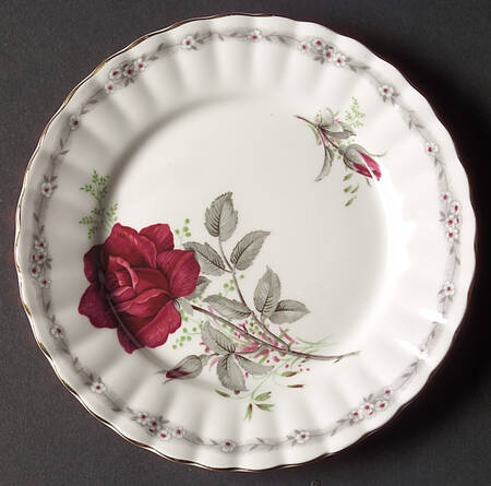 Royal Stafford, Roses To Remember (Fluted) | Replacements, Ltd.