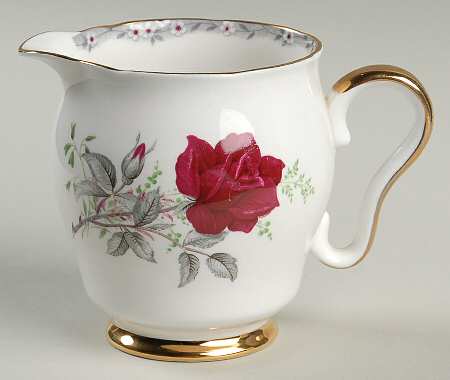 Roses To Remember (Scalloped) Creamer
