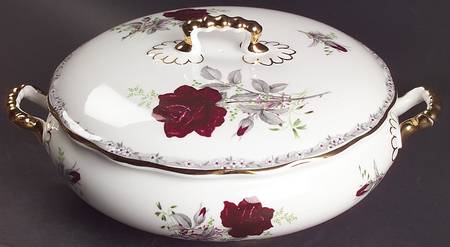 Roses To Remember (Scalloped) Round Covered Vegetable