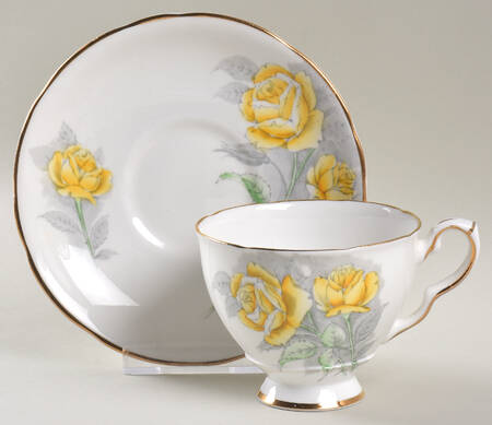 7921 Footed Cup & Saucer Set
