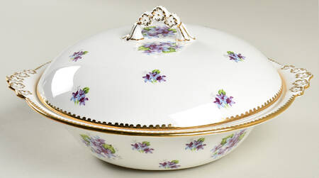 Sweet Violets (Not Embossed, Gold Drops Edge) Round Covered Vegetable