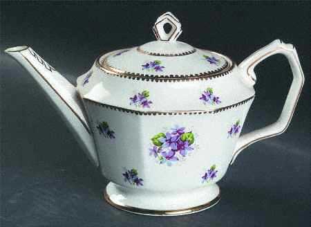 Sweet Violets (Not Embossed, Gold Drops Edge) Teapot & Lid