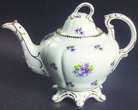 Sweet Violets (Not Embossed, Gold Drops Edge) Teapot & Lid