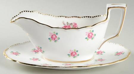 Tudor Rose Gravy Boat & Underplate