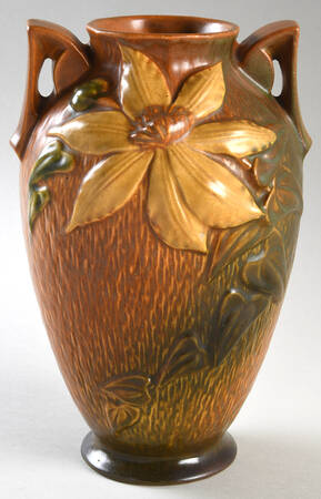 Clematis Autumn Brown 9" Handled Vase