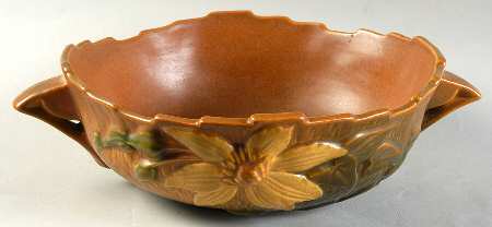 Clematis Autumn Brown Round Handled Bowl