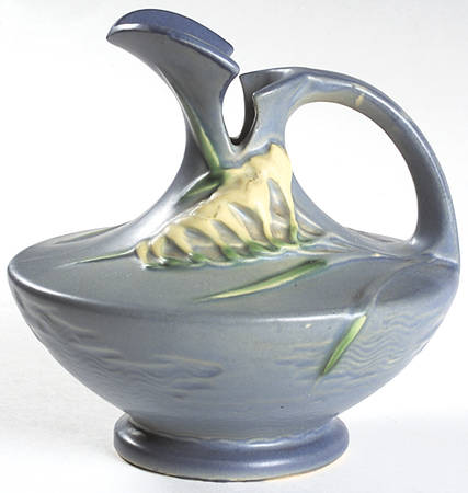 Freesia Delft Blue 6" Ewer
