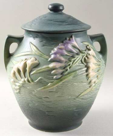 Freesia Green Cookie Jar & Lid