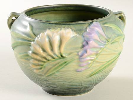 Freesia Green 4" Jardiniere