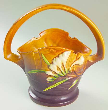 Freesia Tangerine 8" Handled Basket