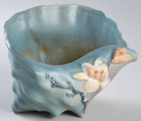 Magnolia Blue 6" Conch Shell (Vase/Planter)
