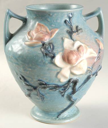 Magnolia Blue 8" Handled Vase