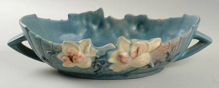Magnolia Blue 10" Oval Handled Bowl