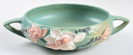 Magnolia Green 6" Round Handled Bowl
