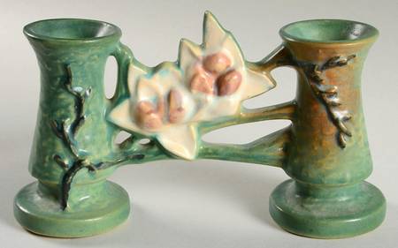 Magnolia Green 4" Gate Vase (Double Bud)