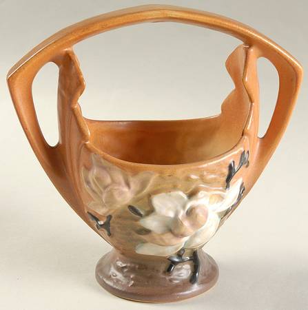 Magnolia Terra Cotta 7" Handled Basket