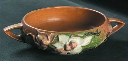 Magnolia Terra Cotta 6" Round Handled Bowl