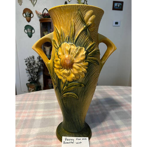 Peony Sienna Brown (Yellow) 18" Handled Floor Vase