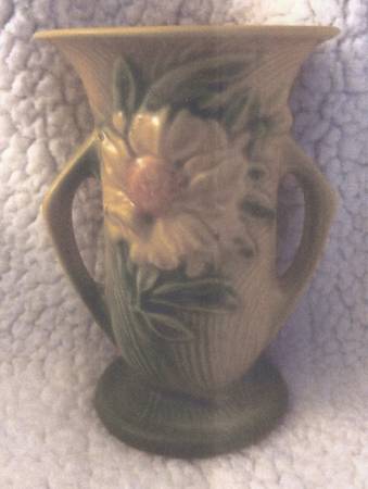 Peony Sienna Brown (Yellow) 6" Flared Vase