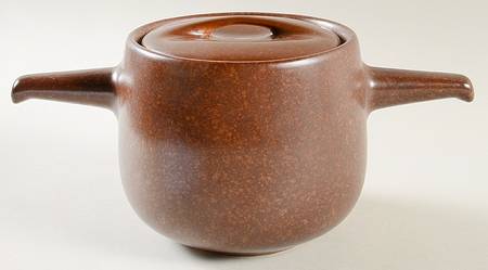 Raymor Autumn Brown (Matte) 2 Qt Handled Bean Pot & Lid