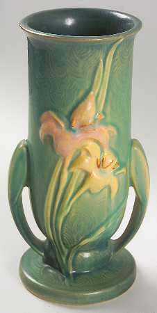 Zephyr Lily Evergreen by Roseville