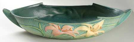 Zephyr Lily Evergreen 12" Oval Handled Bowl