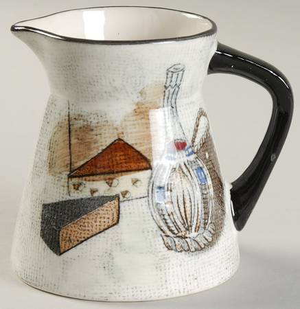 Capri Creamer