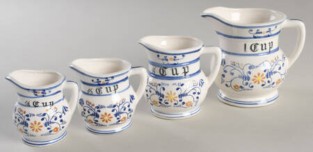 Heritage Measuring Cup Set (1 Cup,1/2 Cup,1/3 Cup,1/4 Cup)