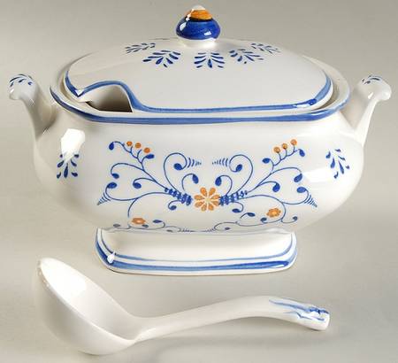 Heritage Mini Tureen w/Lid & Ladle