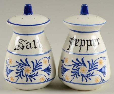 Heritage Salt & Pepper Set