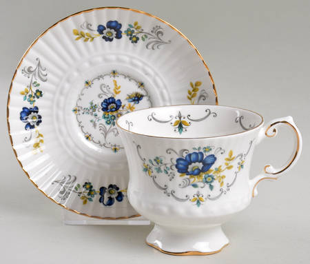 Blue Corn Flower Footed Cup & Saucer Set