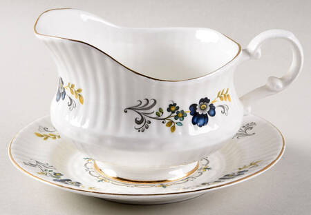 Blue Corn Flower Gravy Boat & Underplate