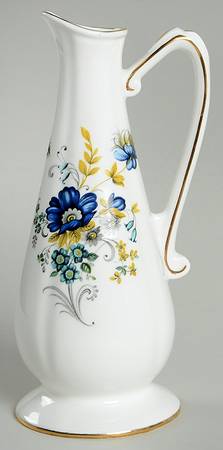 Blue Corn Flower 6" Fluted Vase
