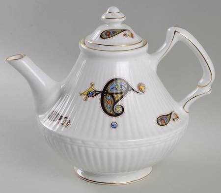 Book of Kells Teapot & Lid