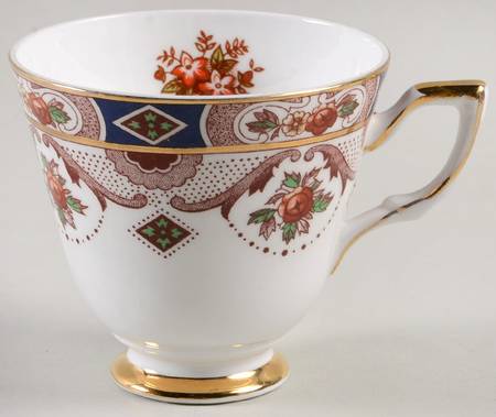 Carina Footed Cup