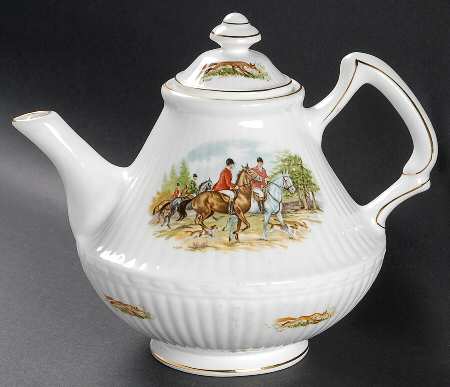 Hunt Teapot & Lid