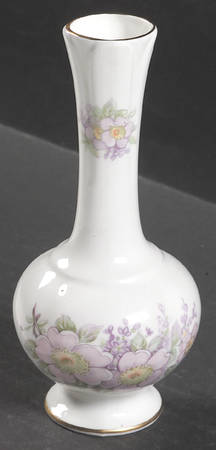 Irish Blossom 6" Bud Vase