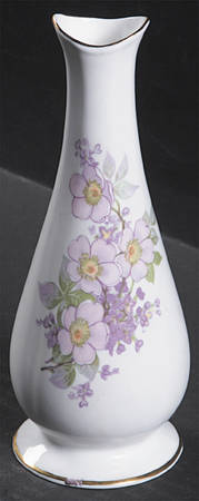 Irish Blossom 6" Bud Vase