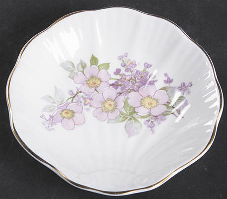 Irish Blossom Small Shell Shaped Dish