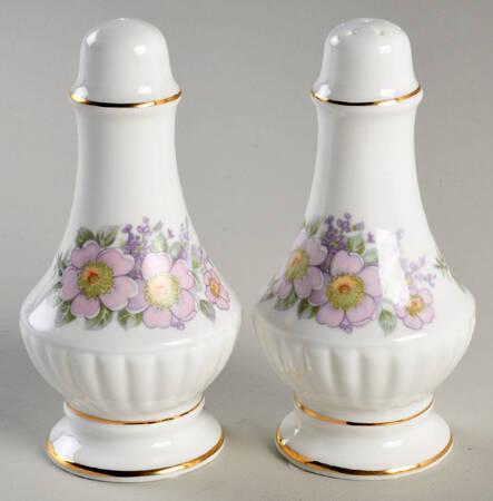 Irish Blossom Salt & Pepper Set
