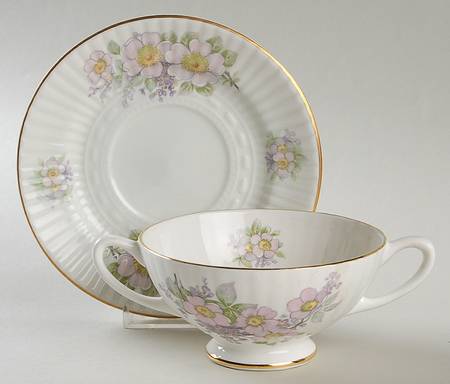 Irish Blossom Footed Cream Soup Bowl & Saucer Set