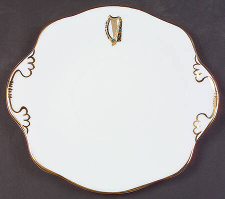 RTA2 Square Handled Cake Plate