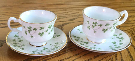 Shamrock Child's Teapot & Lid