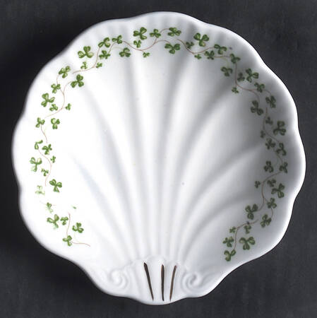Shamrock Shell Shaped Dish