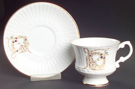 Tara Brooch (Smooth, Ribbed Rim) Footed Cup & Saucer Set