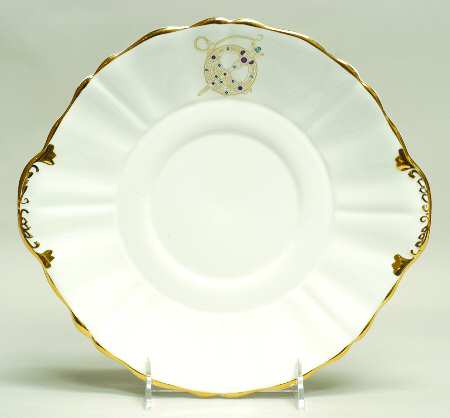 Tara Brooch (Smooth, Ribbed Rim) Handled Cake Plate